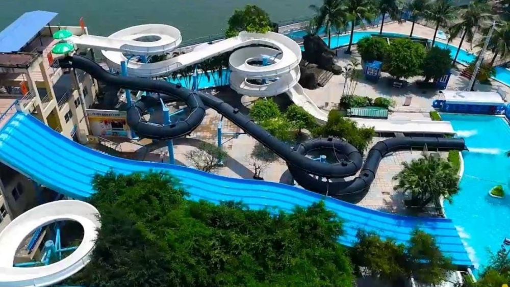 Công viên nước Hồ Tây